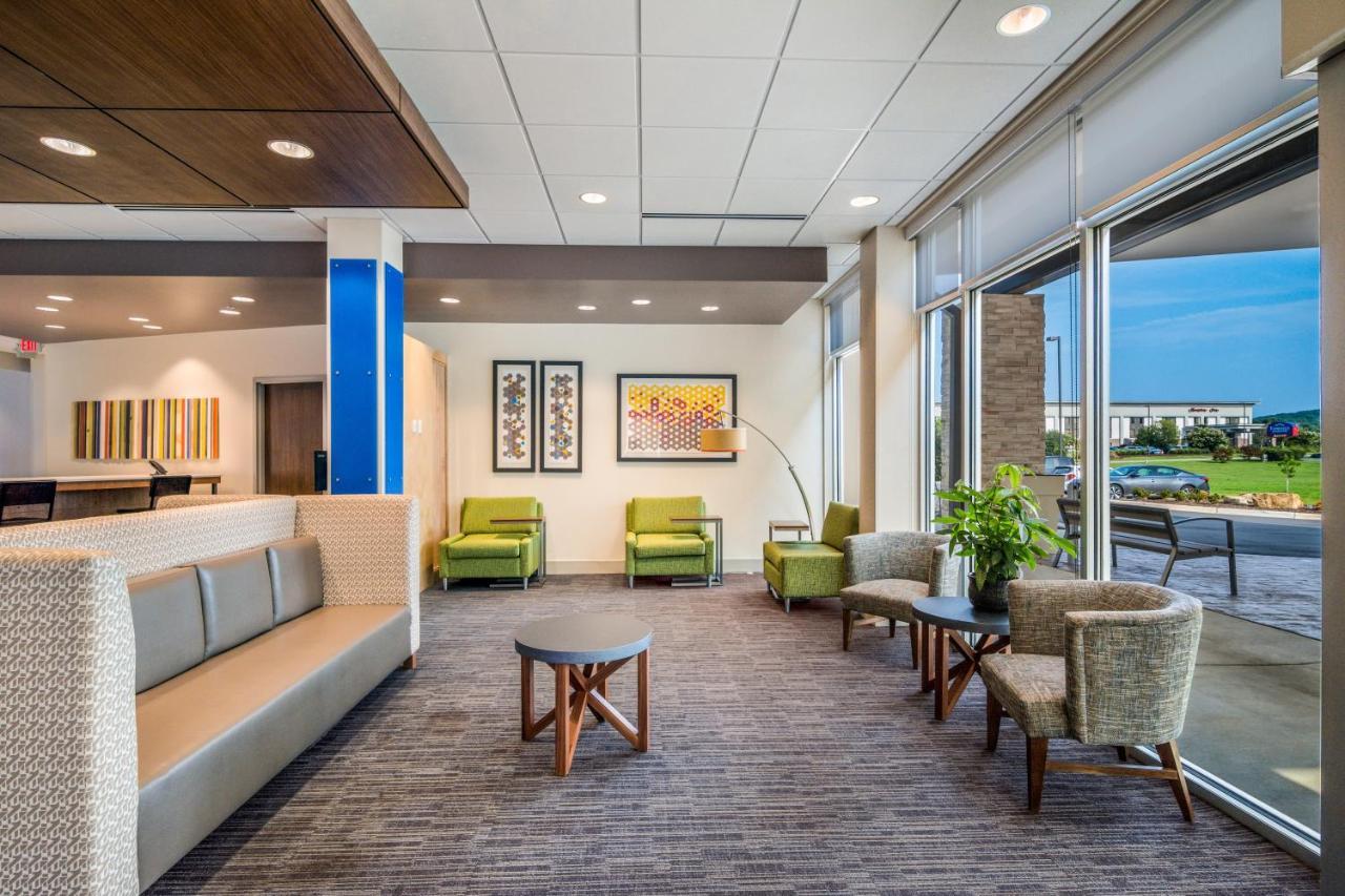 Holiday Inn Express & Suites - Asheboro By Ihg Εξωτερικό φωτογραφία