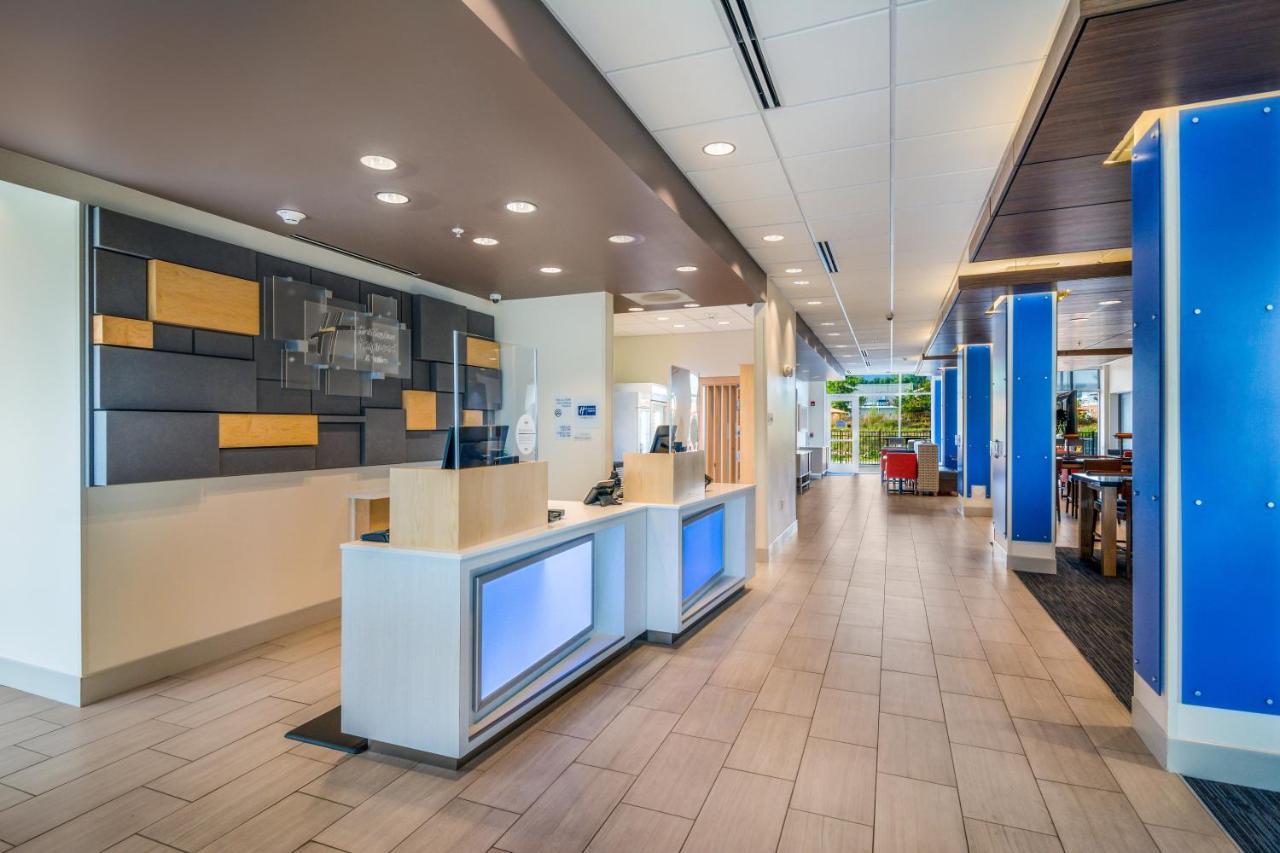 Holiday Inn Express & Suites - Asheboro By Ihg Εξωτερικό φωτογραφία