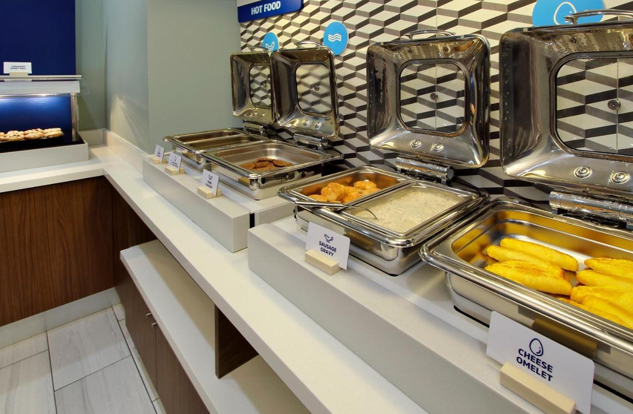 Holiday Inn Express & Suites - Asheboro By Ihg Εξωτερικό φωτογραφία