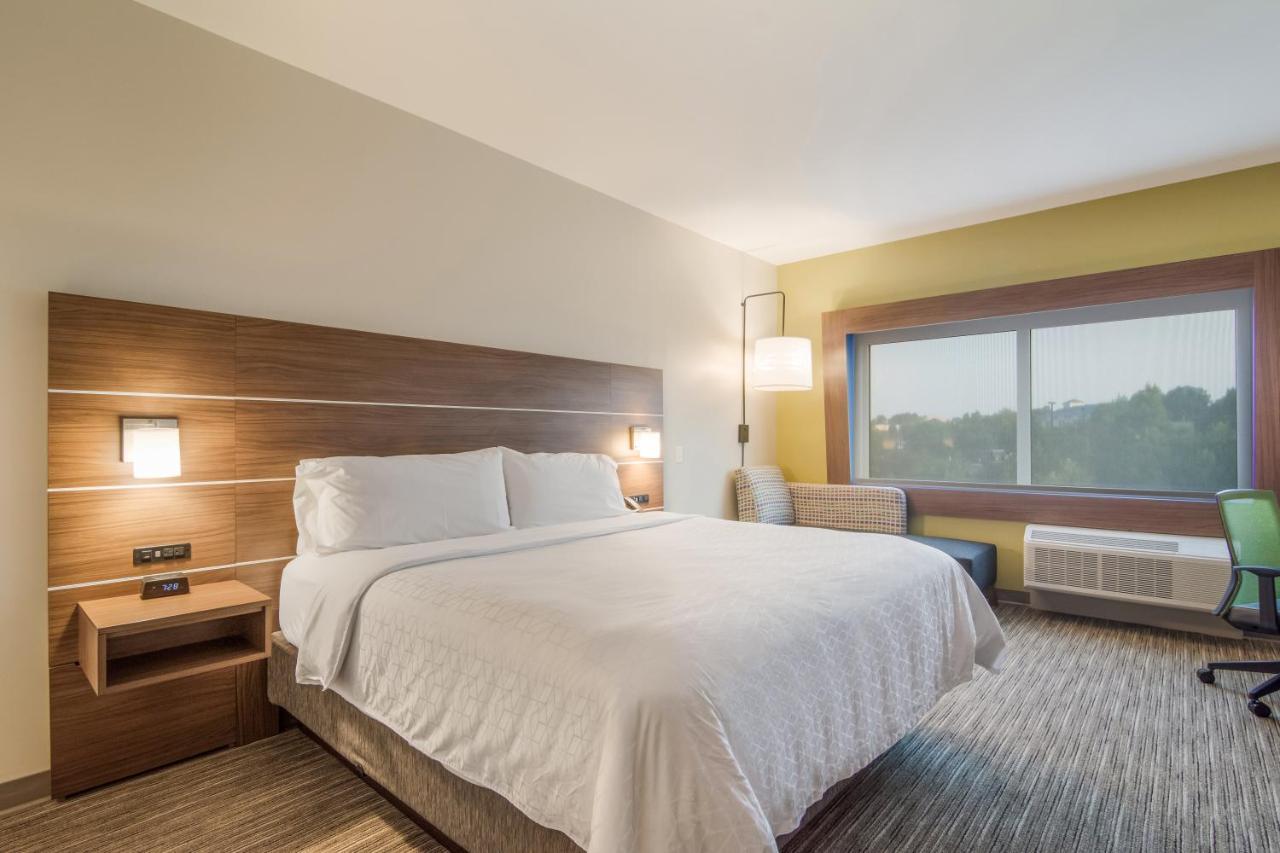 Holiday Inn Express & Suites - Asheboro By Ihg Εξωτερικό φωτογραφία